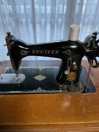 BROTHERブラザー足踏み式ミシンアンティーク