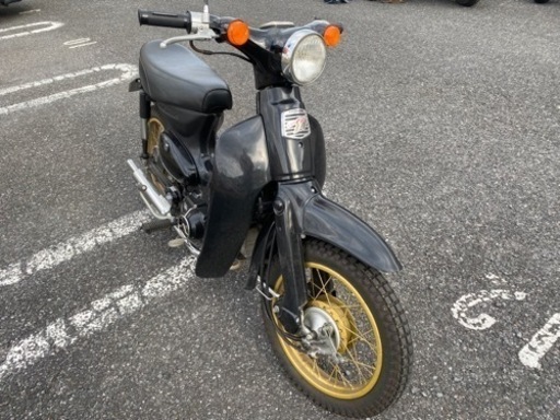 原付　リトルカブ　2017年式　AA01  キタコのマフラーに交換済み！　純正もお付けします　購入希望の方コメントお願いします！