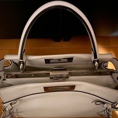FENDIピーカブーの画像