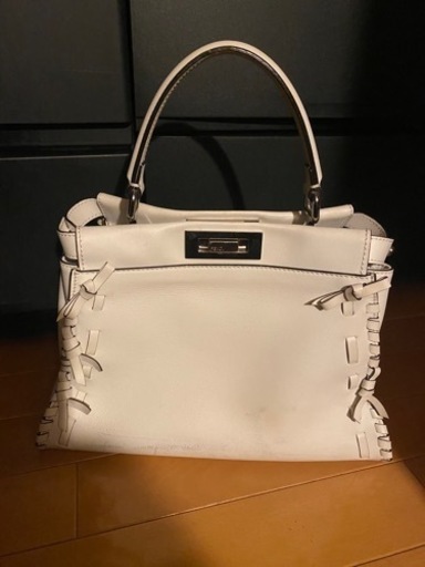 FENDIピーカブー