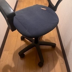 実家処分品 コロコロ椅子