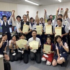 時給1,300円～。20代～40代まで幅広く活躍中！業績に応じて...