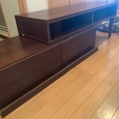 横幅調整可能　収納付きテレビ台の画像