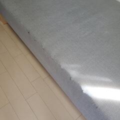 ベッドの画像
