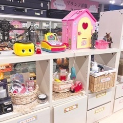 【店舗スタッフ大募集♪】正社員・アルバイト リサイクルショップ 土日どちらか働ける方大歓迎！ 未経験大歓迎☆ 接客 パソコン軽作業 家電クリーニングの画像
