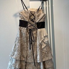 【美品】La Defenseのドレスの画像