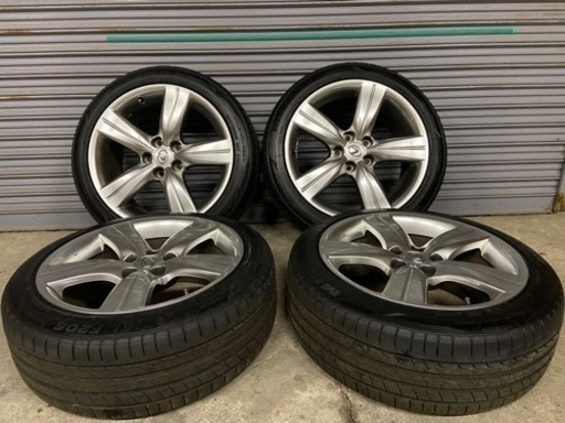 18インチ タイヤ&アルミホイールセット美品