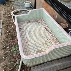 レトロ　タイル　シンクの画像