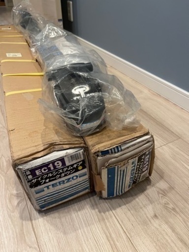 新品未使用2本セット 都内直接引取可能　Terzo サイクルキャリア　フォークダウン　自転車ルーフ