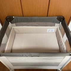 【お取引中】ココネルエアー　ベビーベッド　折りたたみ可能の画像