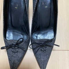 GUCCI パンプスの画像