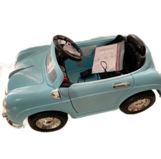 リングボーイカー　ラジコンカー　水色　ドイツ車デザイン