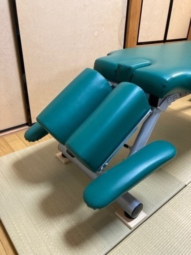 【値下げ】カイロベッド　マッサージベッド　施術ベッド整骨院　整体院