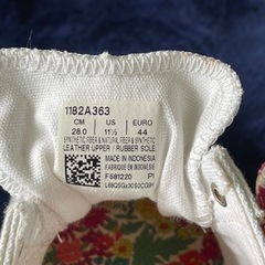 売り手決まりました。オニツカタイガー メキシコ66 リバティ社コラボ　白/花柄　の画像