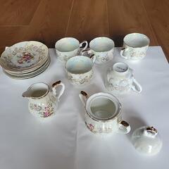 crealeカップ＆ソーサー５客セット