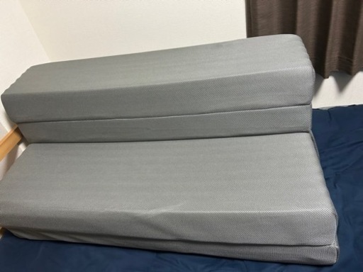 ニトリ　ソファになるマットレス　セミダブル