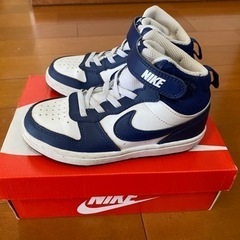 キッズシューズ　NIKE コートボローMID 2   17cmの画像
