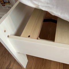 シングルサイズのベッド、マットレス売ります。の画像