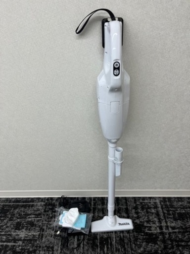 マキタ CL107FD 充電式クリーナ