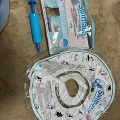 スイマーバ　専用空気入れ&ポーチ付きの画像