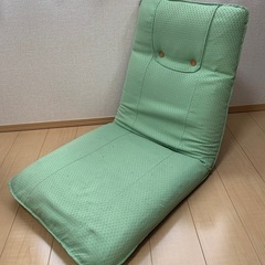 座椅子（緑）