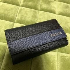 値下げ中　プラダ　6連キーケース　美品の画像