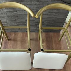 【難あり】椅子２つセットでお譲りします *取りに来てくれる方限定の画像