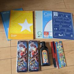 エンピツ13本など　文具いろいろ1式