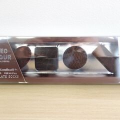COMME CA IZM プチギフトに🎵BOXチョコ風アンクルソックス