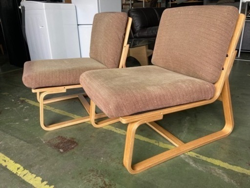 ● 無印良品、リビングでもダイニングでも使えるソファーチェアー、２脚セット