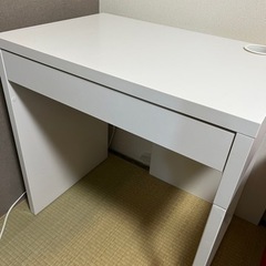 イケヤ　机と椅子