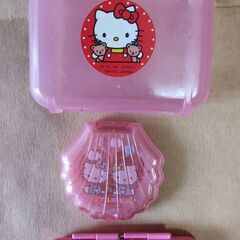 ✩キティちゃん 持ち手付きミニプラケース