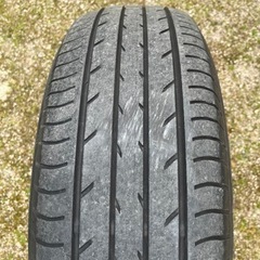中古タイヤ2本　195/65R15の画像