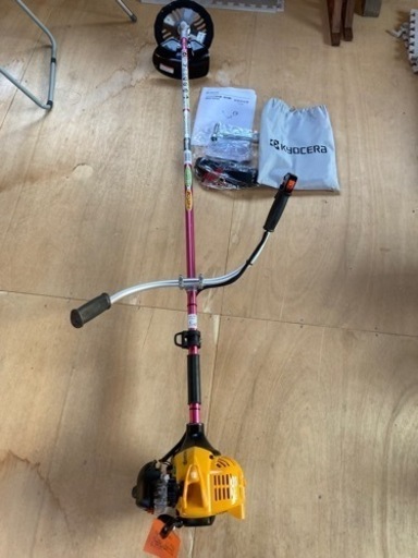 【新品★保証付き】草刈機　KYOCERA（旧RYOBI）