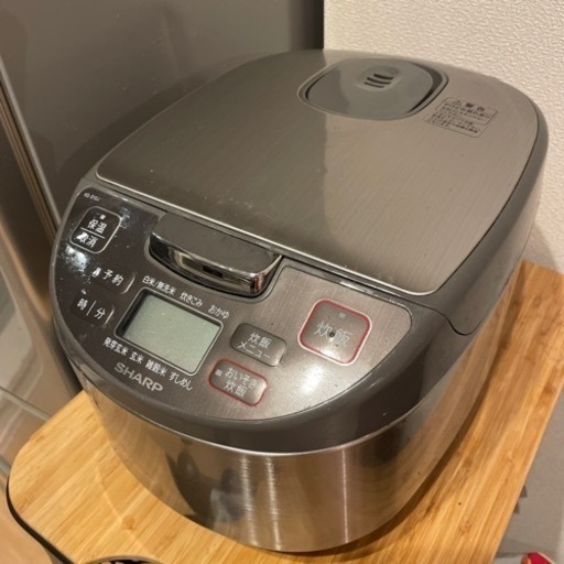 炊飯器　シャープ KS-S10J きれいな中古品