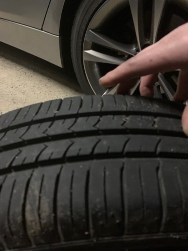 車のタイヤ　決まりました