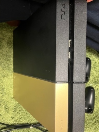 PS4 ソニーストア限定ゴールドカラー