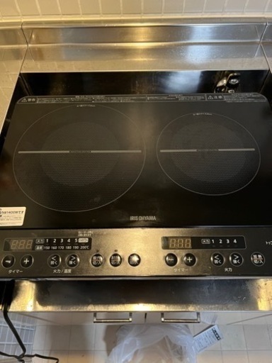 アイリスオーヤマ 2口 IHクッキングヒーター 工事不要 1400W 100V 脚付き ブラック IHK-W13S-B