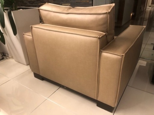ADAL アダル 一人掛けソファー　ギモーヴ20万円