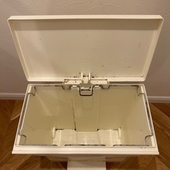 ゴミ箱譲りますの画像