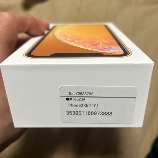 食品 iPhone XR 64GB
