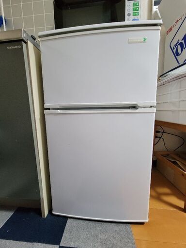 冷蔵庫　引っ越しのためお譲りします