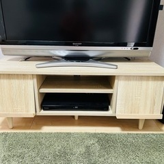 テレビボード　テレビ台　ナチュラルカラー　木製　収納スペース有の画像