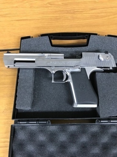 東京マルイ デザートイーグル  ハードキック　ガスブロ＋予備マガジン・装備品！