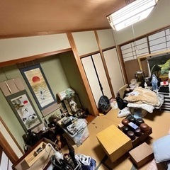家具　家電　食器　棚　置物　本　植木　布団　ソファー　ルームランナー