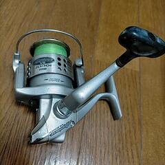 RYOBI スピニングリール Applatse vs2000iの画像