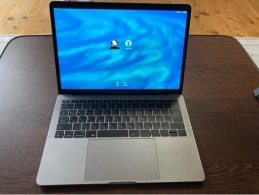 MacBook pro 13inch 2017  
