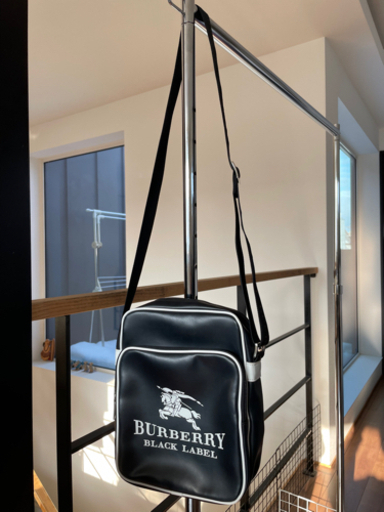 超激レア　美品 BURBERRYBLACKLABEL バーバリーブラックレーベル ショルダーバッグ レザー ブラック 