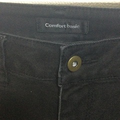 Comfort basic メンズブラックパンツ　ジーンズの画像