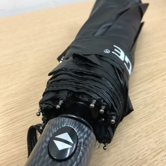 O2303-051 TOOGE 折りたたみ傘 傷、汚れ有 現状お渡しの画像